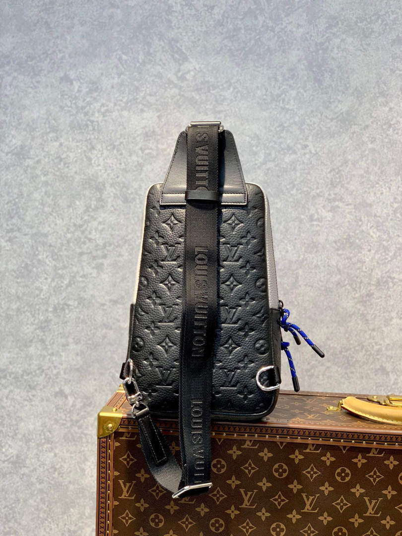 LV M59926 Louis Vuitton Avenue Slingbag Other Leathers