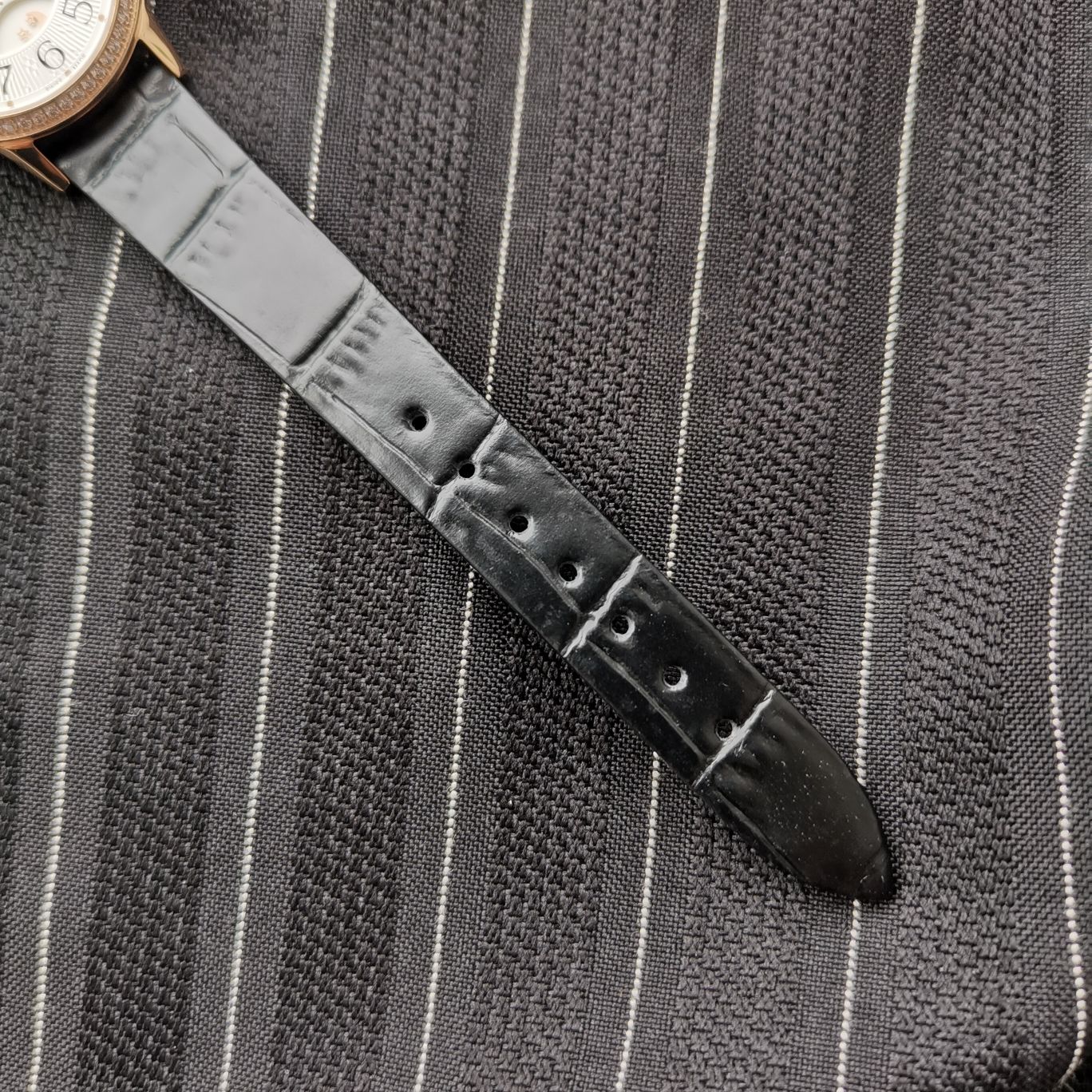 MG is honored to produce the smallest size automatic mechanical