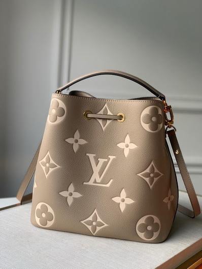 LV M45555 Louis Vuitton M45497 NONO MM Shoulder Bag