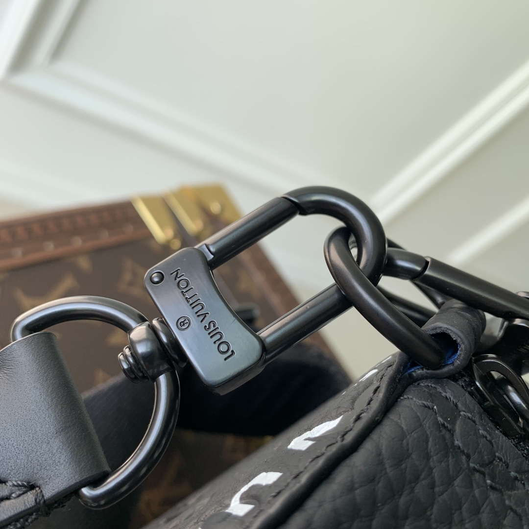 LV M46796 Louis Vuitton Soft Polochon PM Monogram Black