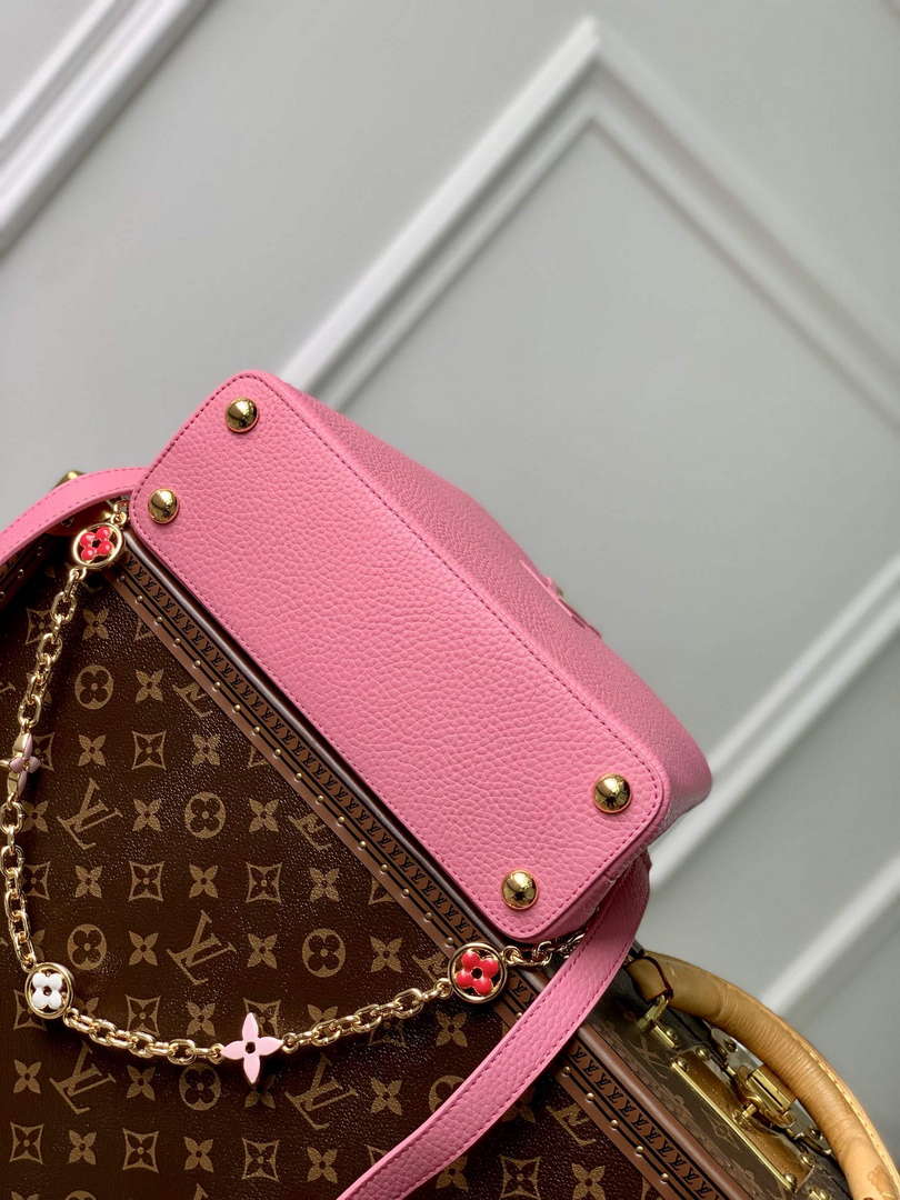 LV M22375 Louis Vuitton Capucines BB Bag Pink