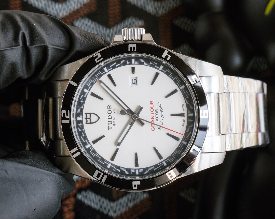 Tudor TUDOR Black Bay 19887 series