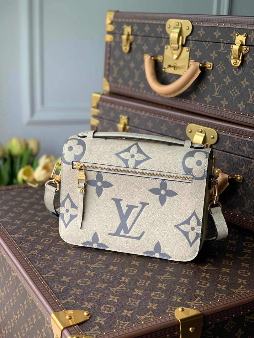 LV M45596 Louis Vuitton Pochette Metis Bicolor Monogram Empreinte Leather Cream