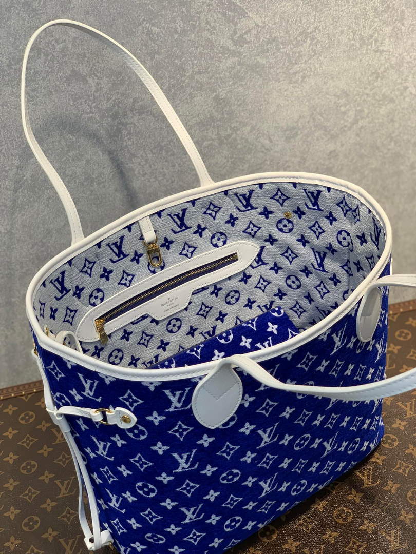 Louis Vuitton LV M46220 Neverfull MM Tote Bag Blue