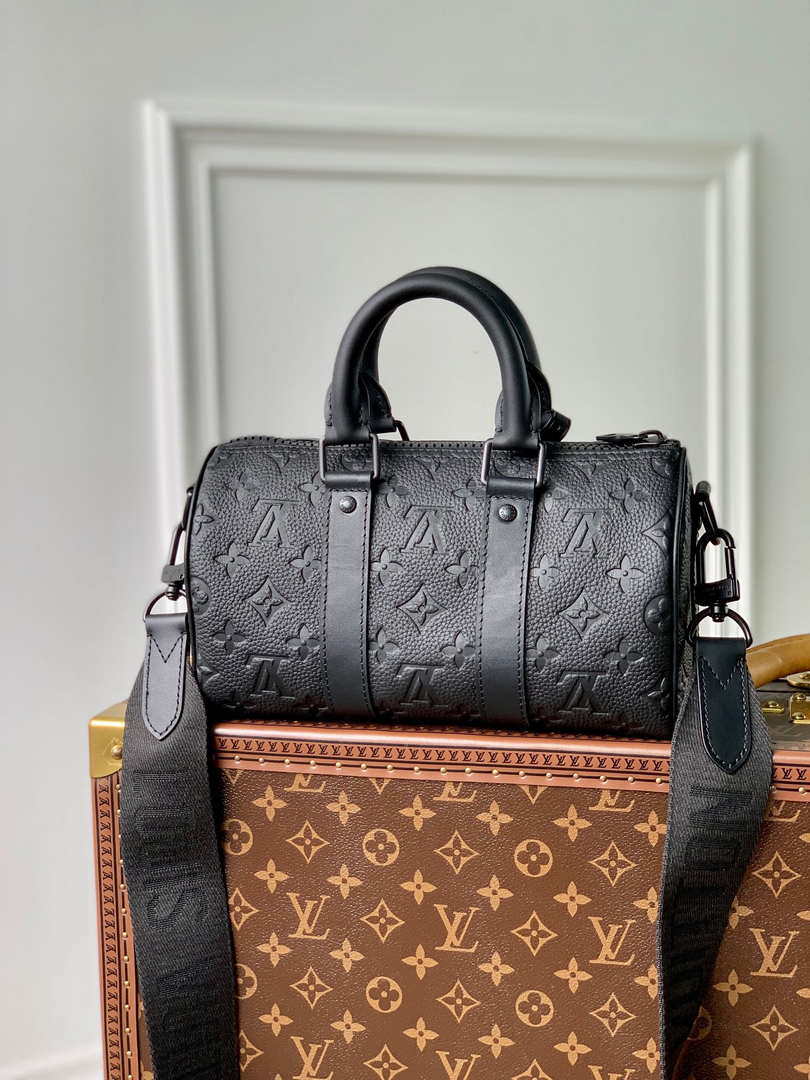 Louis Vuitton LV M20900 Keepall Bandouliere 25 Taurillon Monogram Black