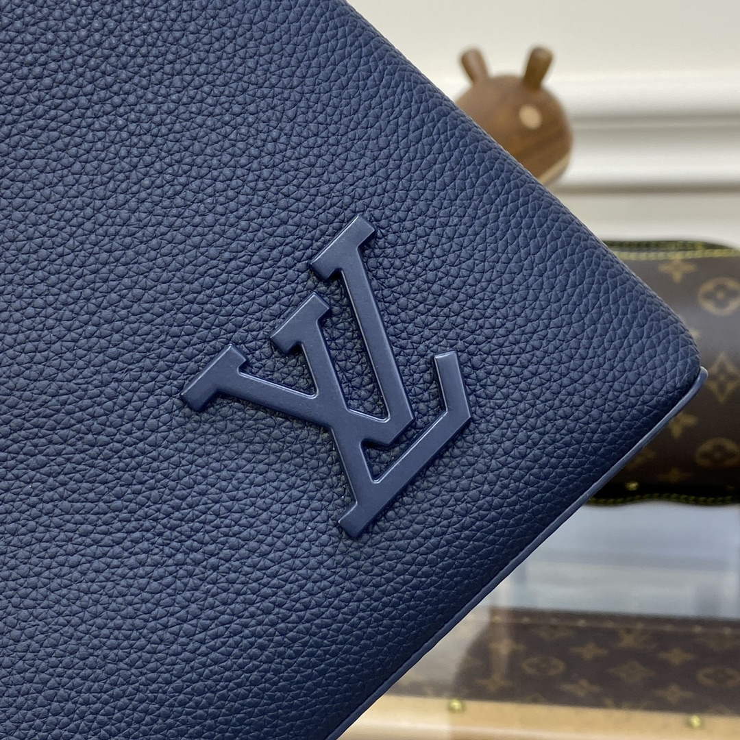 LV M69837 Louis Vuitton Takeoff Pouch Bag Blue