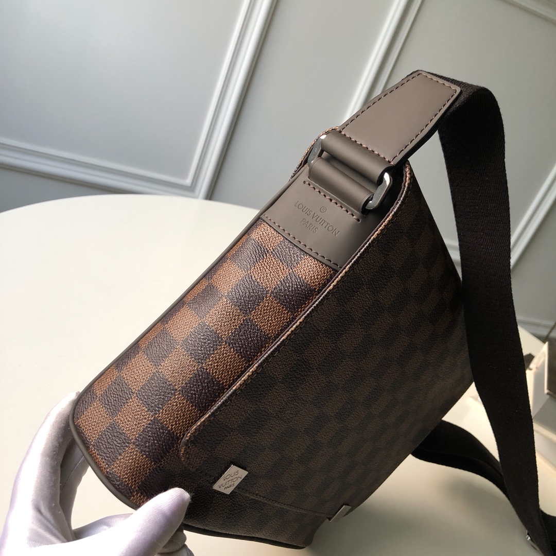 Louis Vuitton N41031 District PM Damier Eb��ne Bag