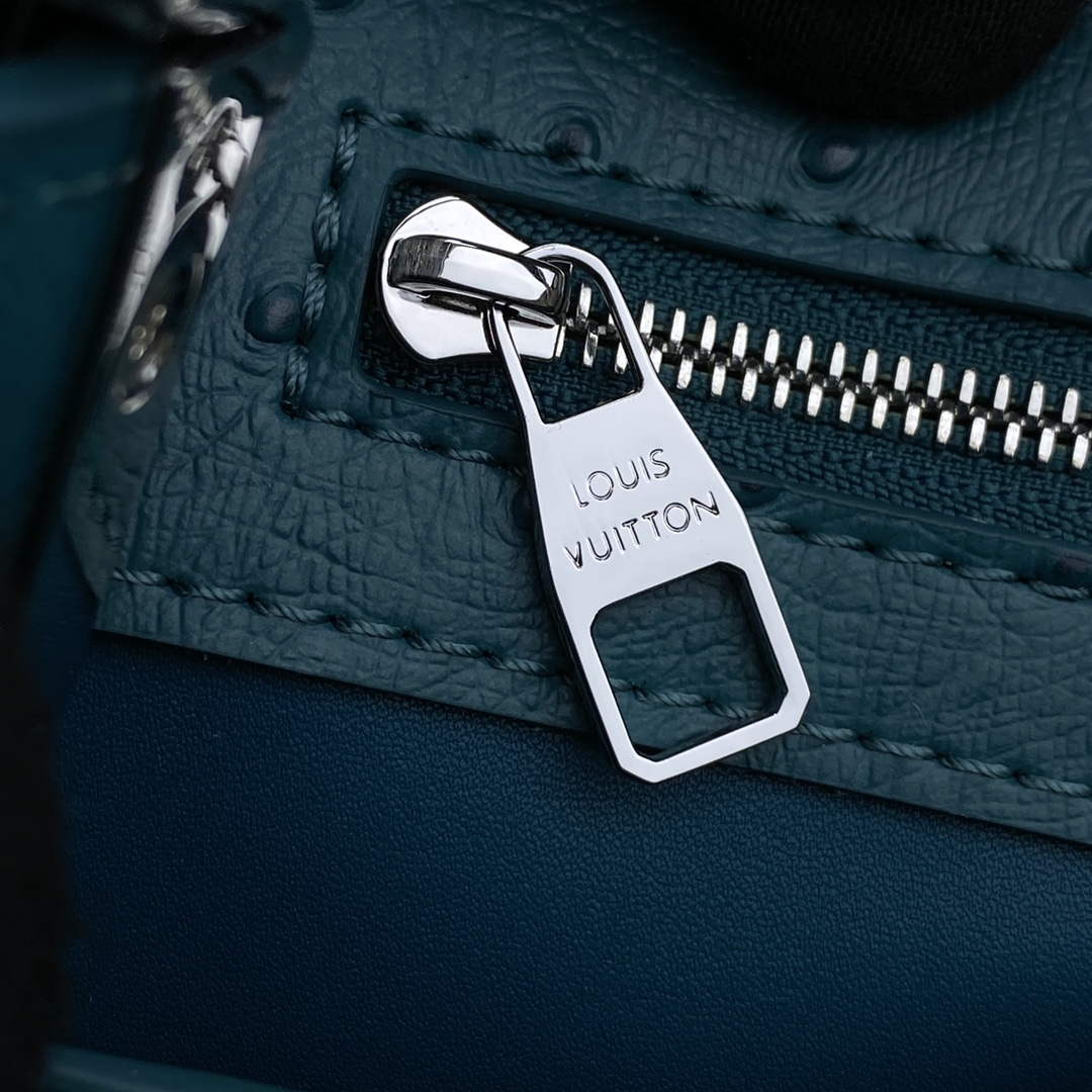 LV N81523 Louis Vuitton Capucines BB Handbag Lake blue