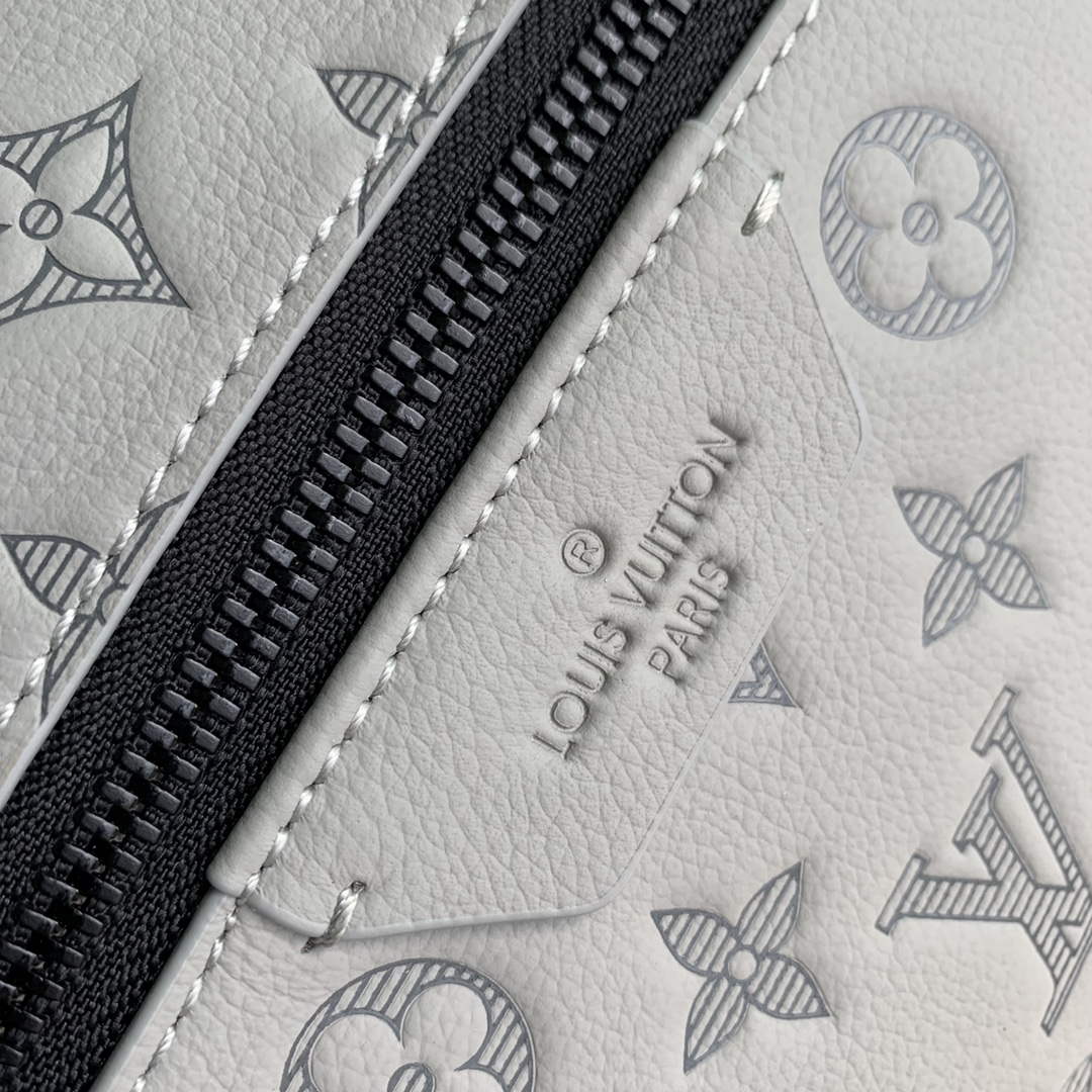 LV M46557 Louis Vuitton Discovery Backpack Bag Anthracite Gray
