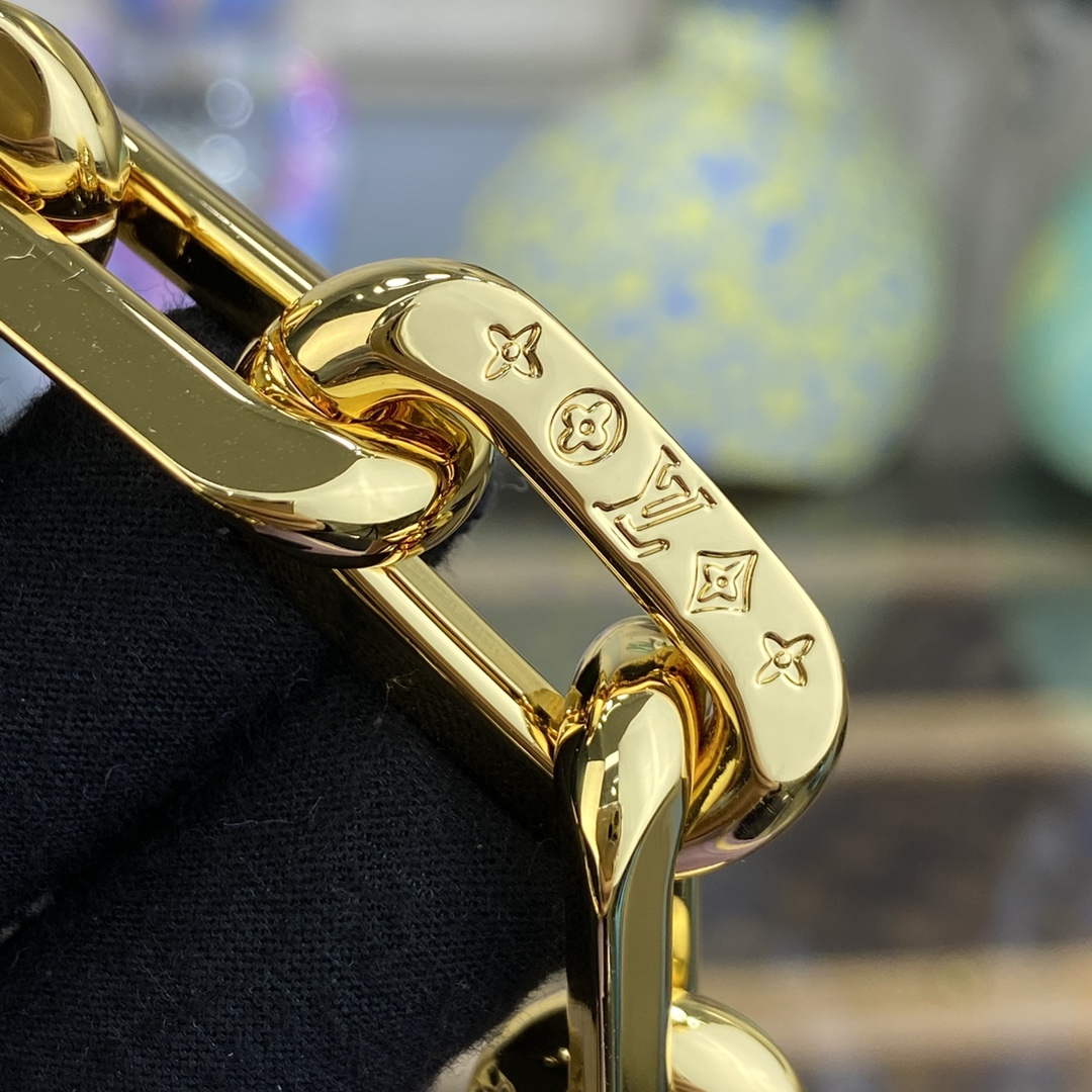 LV M21439 Louis Vuitton Coussin PM Handbag Light Purple