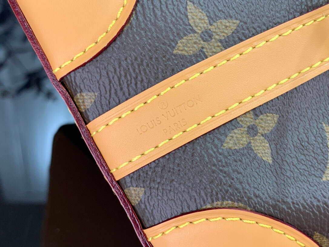 LV M57099 Louis Vuitton Noe Purse Monogram