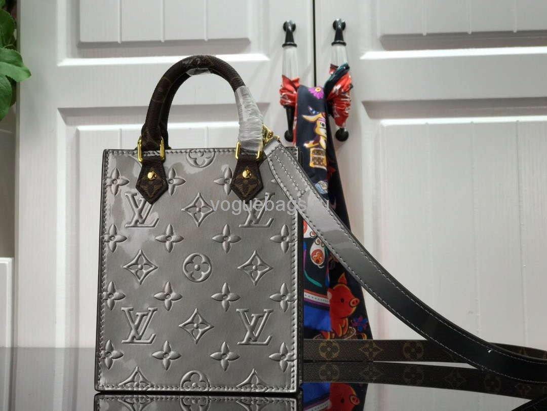 LV M90564 Louis Vuitton Petit Sac Plat Monogram Vernis M69442 Bag Silver