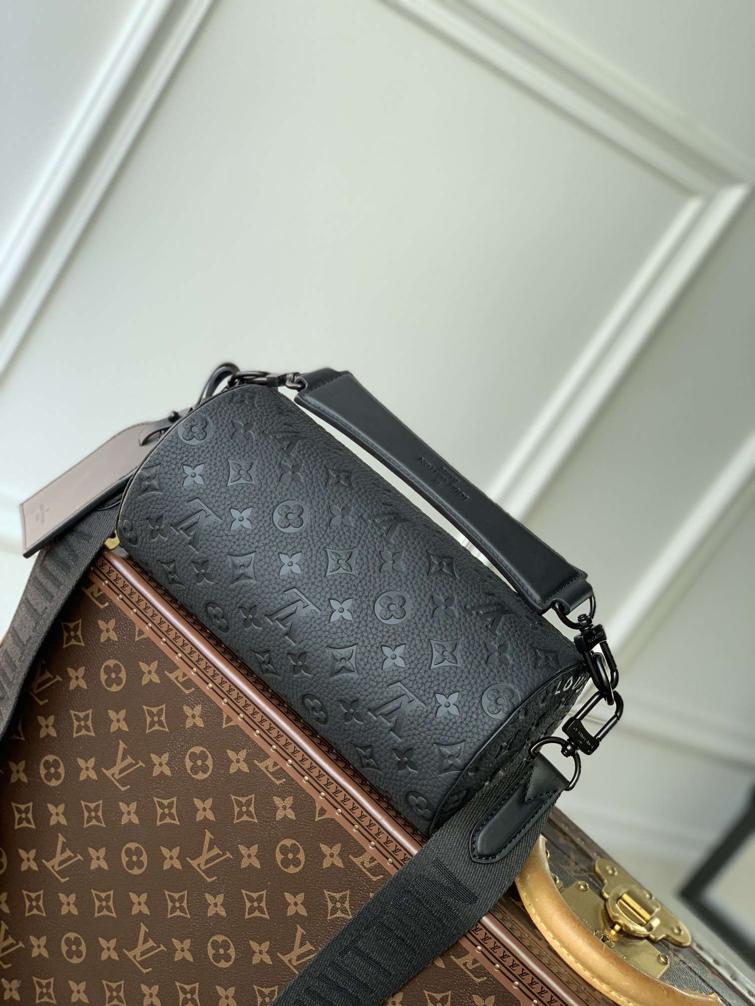 LV M46796 Louis Vuitton Soft Polochon PM Monogram Black
