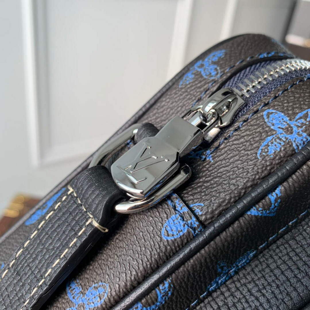 LV M81854 Louis Vuitton Christopher Wearable Wallet Blue