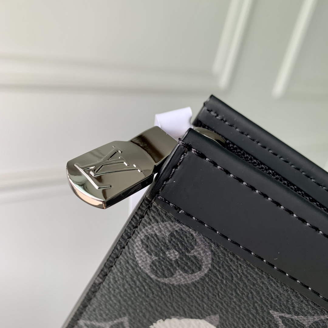 LV M81934 Louis Vuitton LV x YK Pochette Voyage Bag