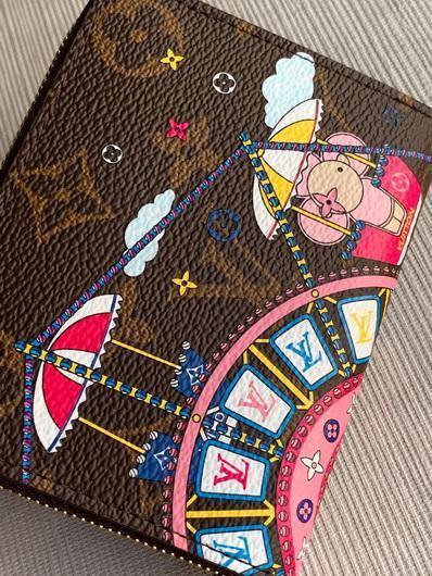 LV N69745 Louis Vuitton N60404 Zippy Purse Christmas Monogram