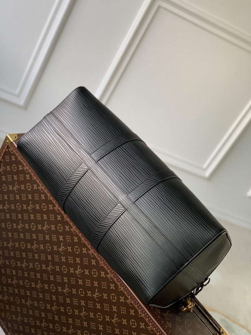 LV M23721 Louis Vuitton Keepall Bandouli��re 50 Bag Black