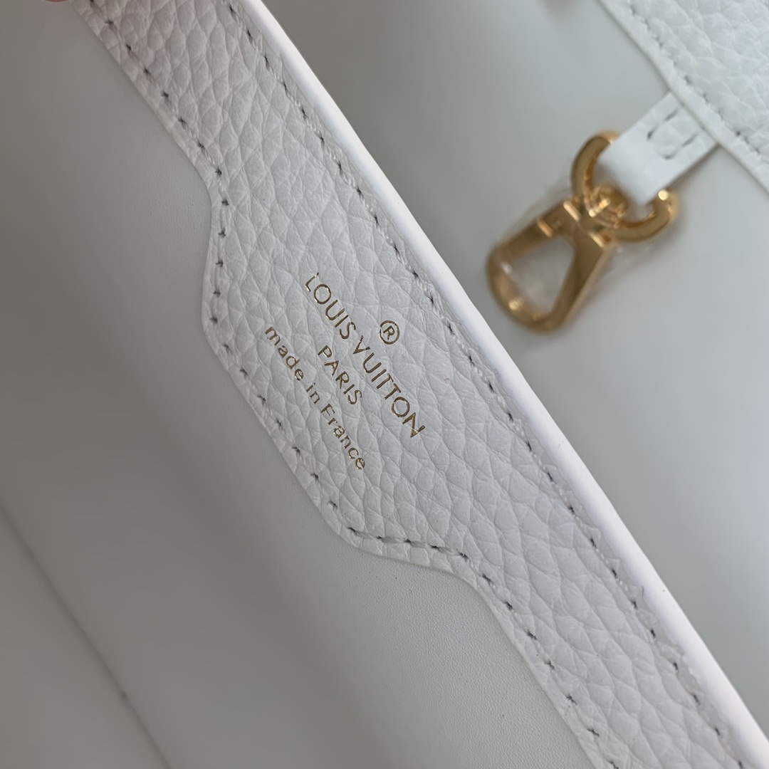 LV M22375 Louis Vuitton Capucines MM Handbag White