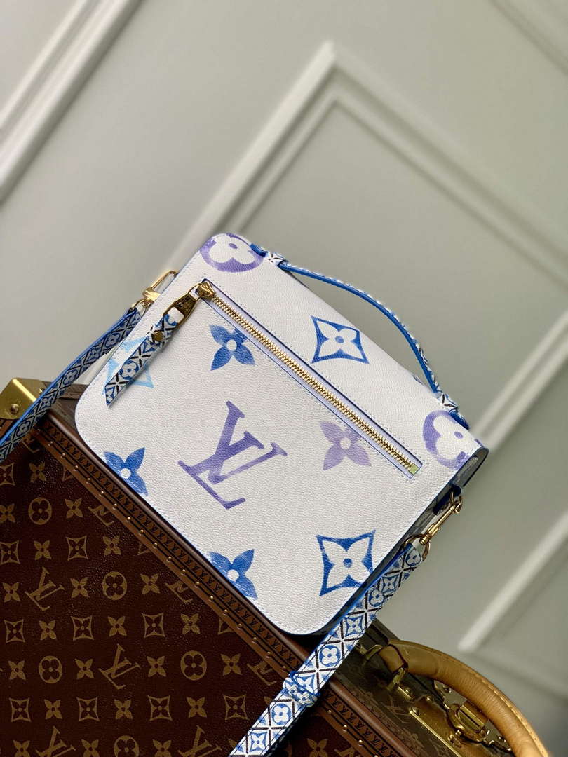 LV M23055 Louis Vuitton Pochette M��tis MM Handbag Blue