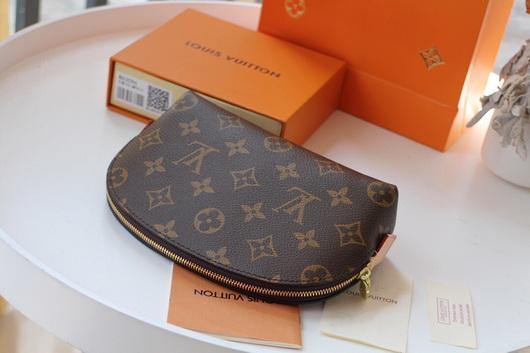 LV M47515 Louis Vuitton M47516 Cosmetic Pouch PM