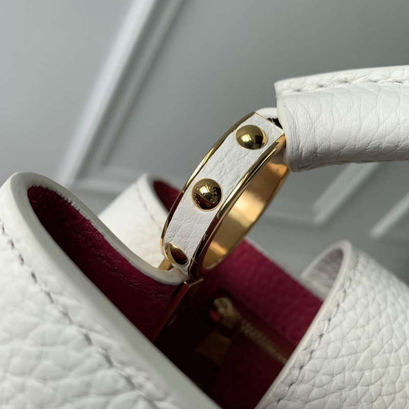 LV M22121 Louis Vuitton Capucines Mini Handbag Snow White