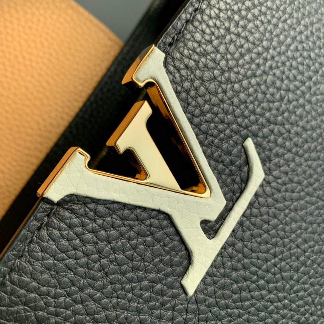 LV M20704 Louis Vuitton Capucines MM Handbag Black
