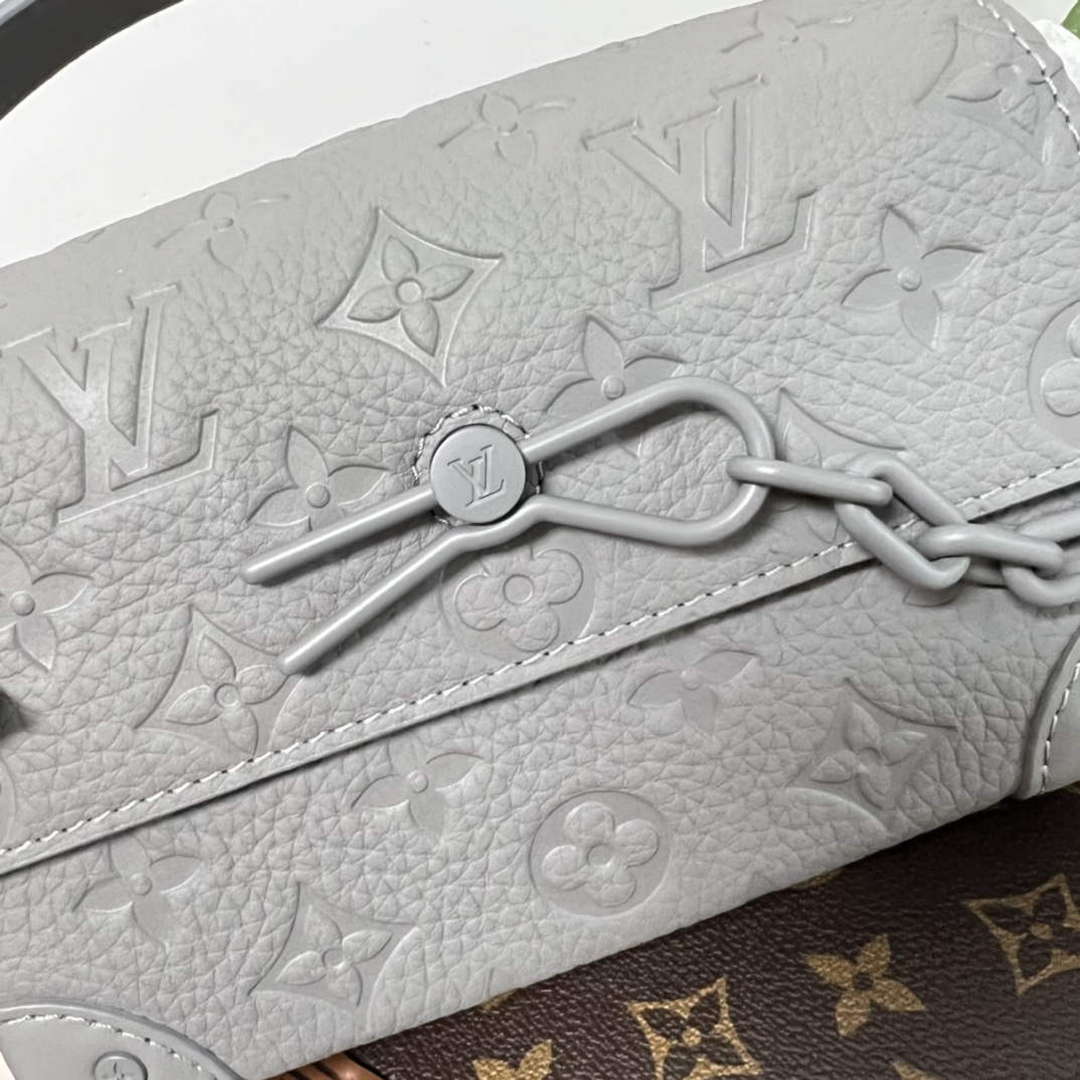 LV M81746 Louis Vuitton Steamer Wearable Wallet Gray leather