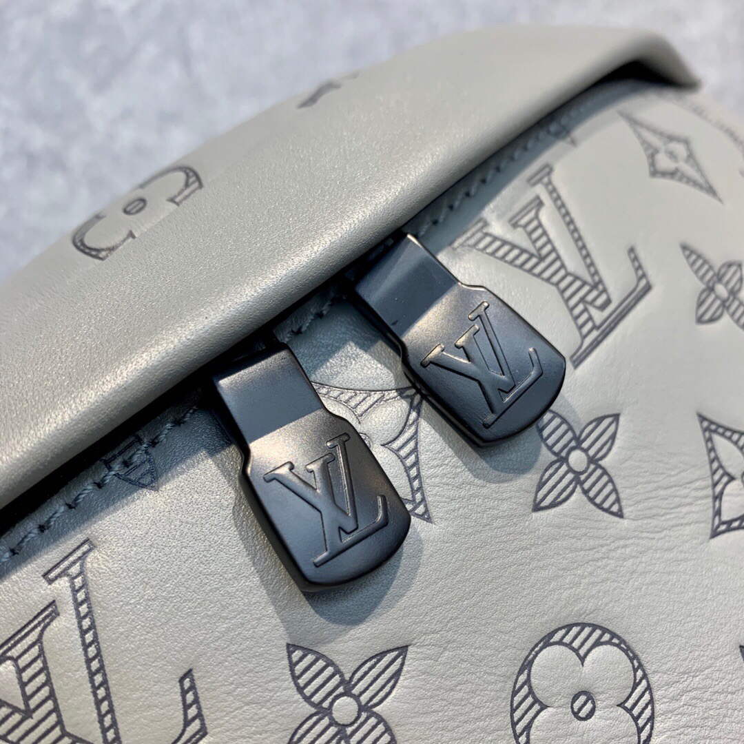 LV M46108 Louis Vuitton Discovery Bumbag Anthracite gray