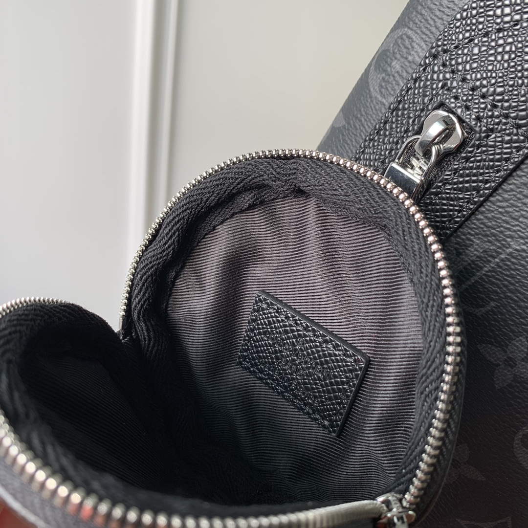 LV M30936 Louis Vuitton Duo Sling Bag Black