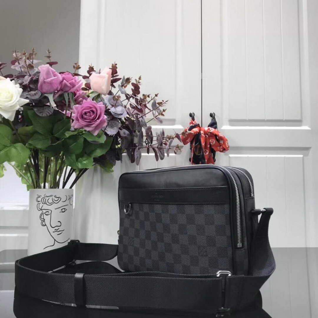 LV N40087 Louis Vuitton Trocadero Messenger NM PM Bag Shoulder Bag Black
