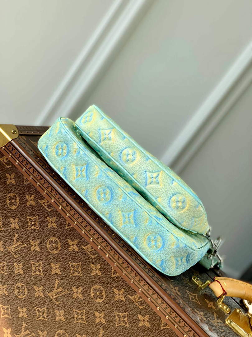 LV M46180 Louis Vuitton Multi Pochette Accessoires Vert d eau Green