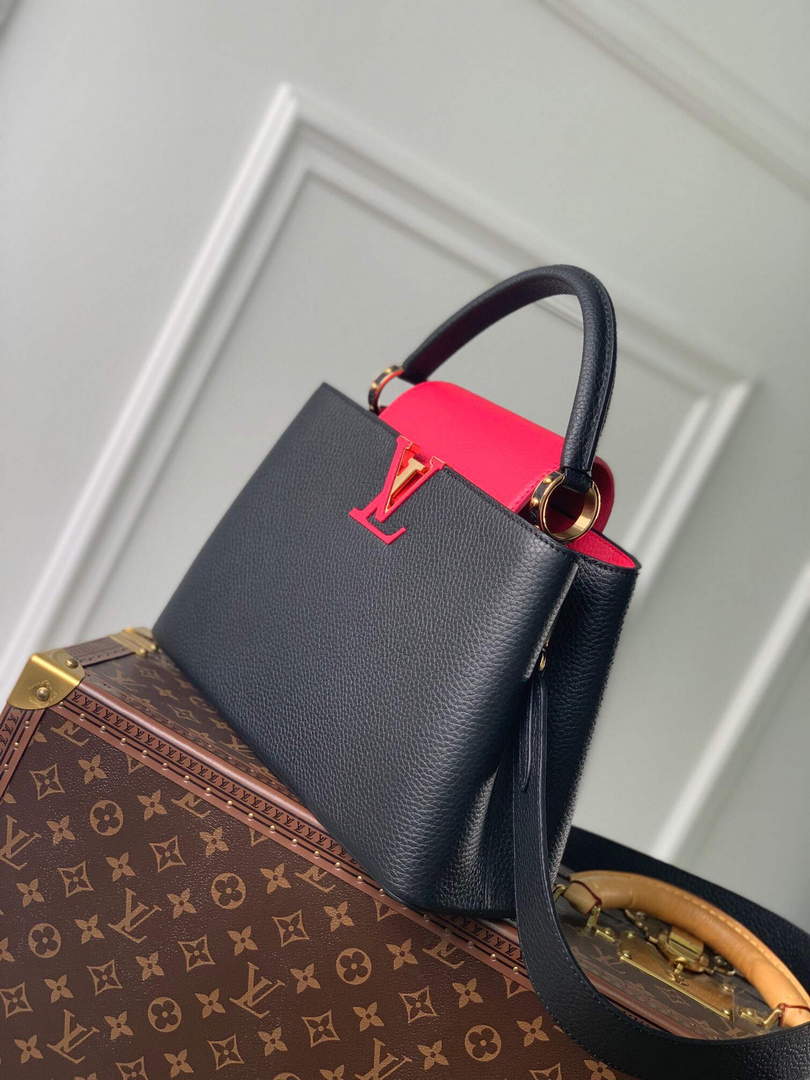 LV M94755 Louis Vuitton Capucines BB Handbag Black Rose Berlingot