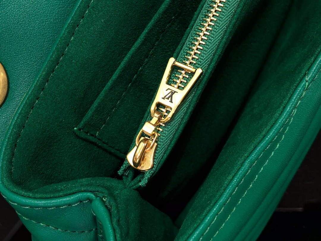 LV M58664 Louis Vuitton New Wave Chain Bag Emerald Green M58552 M58549 M58553 M58550