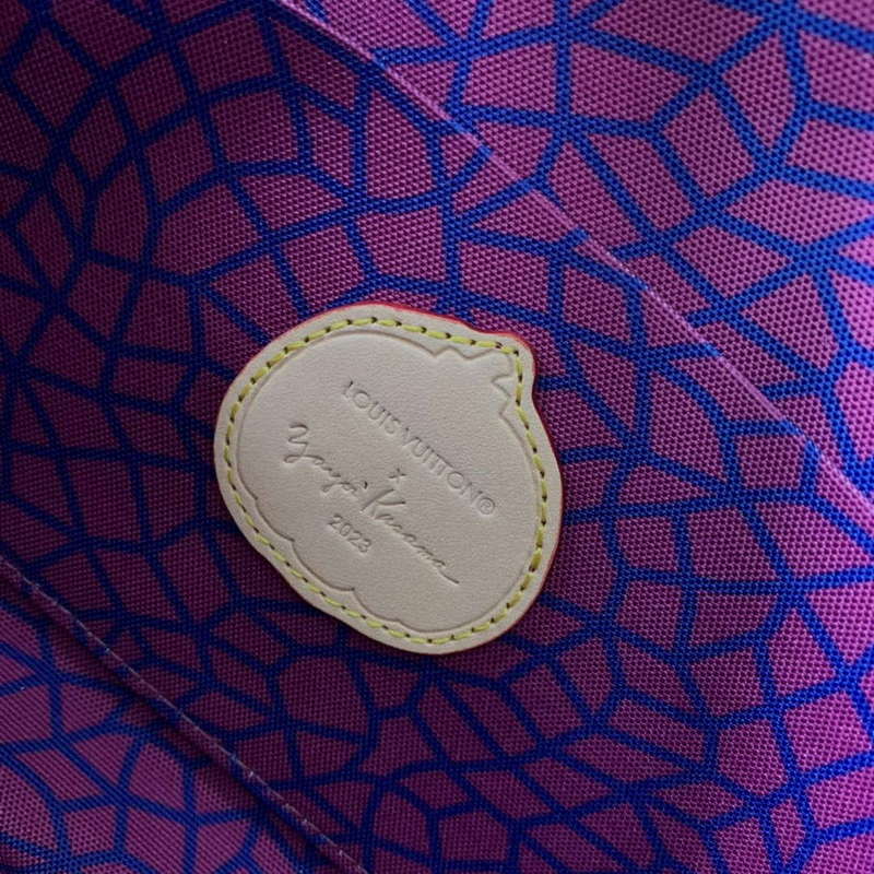 LV M82108 Louis Vuitton LV x YK F��licie Pochette