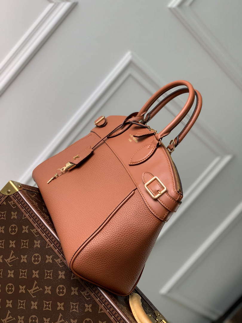 LV M22925 Louis Vuitton Lock It MM Bag Gold