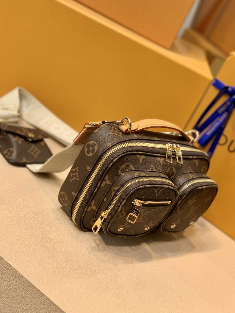 LV M80446 Louis Vuitton M80450 Utility Crossbody Monogram