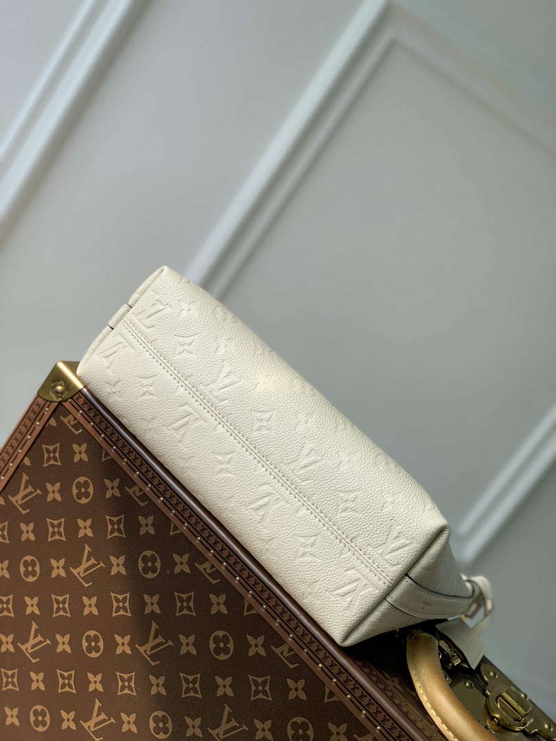 LV M46609 Louis Vuitton Sac Sport Bag Cr��me Beige