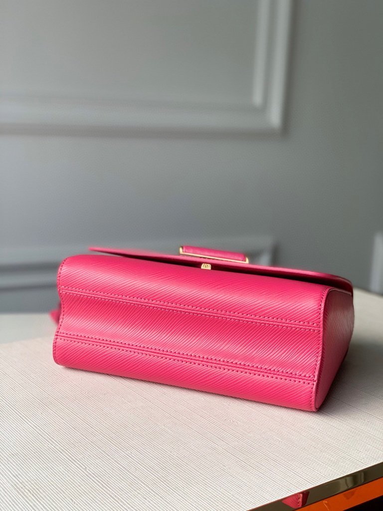 LV M55320 Louis Vuitton M57517 Twist MM shoulder Epi bag Plum