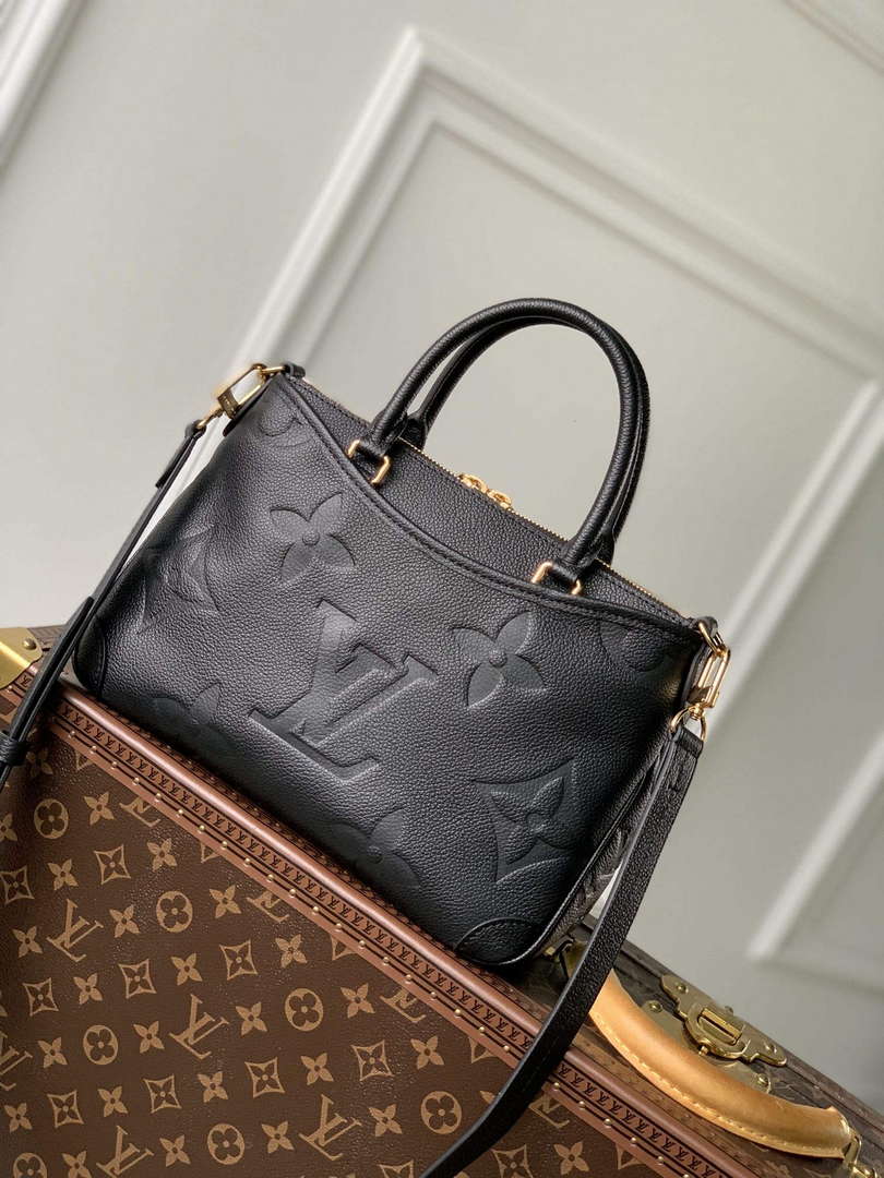 LV M46488 Louis Vuitton Trianon PM Bag Monogram Black