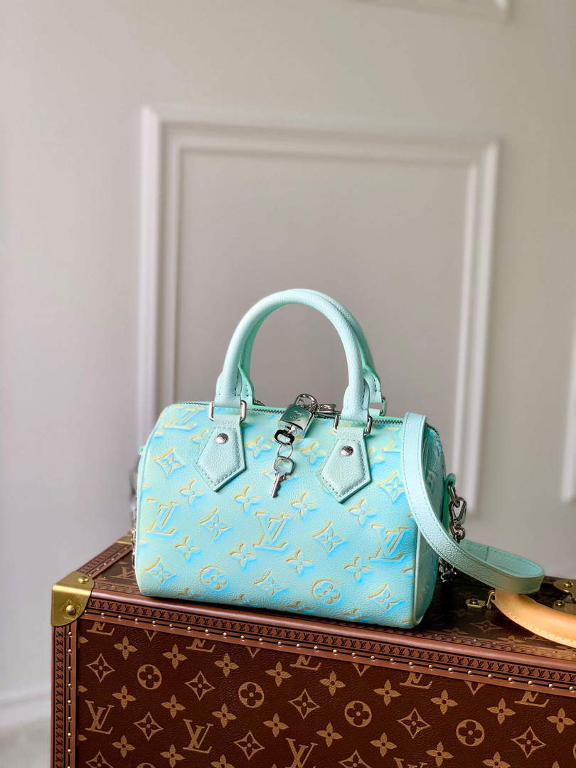 LV M46092 Louis Vuitton Speedy Bandouliere 20 Handbag Vert d eau Green