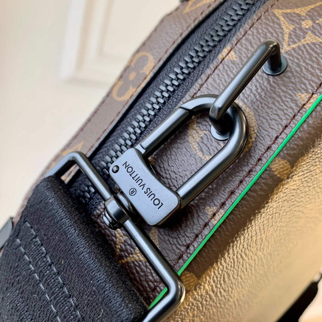 LV M46264 Louis Vuitton Handle Soft Trunk Bag Green