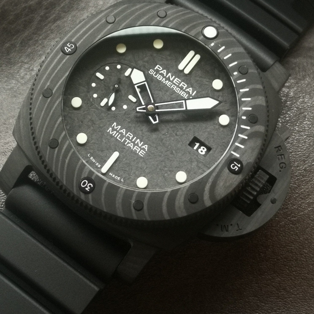 Panerai SUBMERSIBLE Stealth Series PAM00979 watch