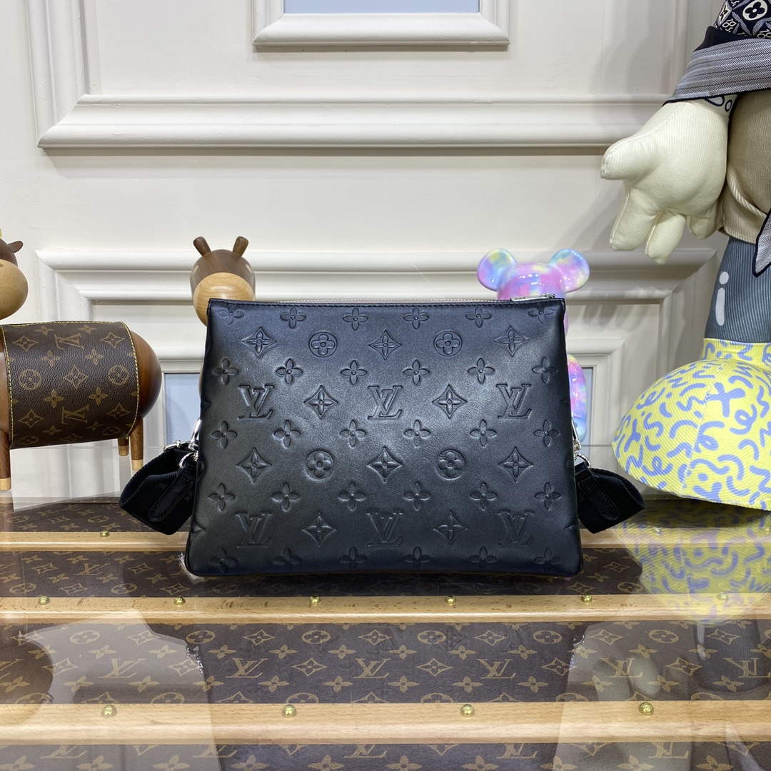LV M21198 Louis Vuitton Coussin PM Bag Black
