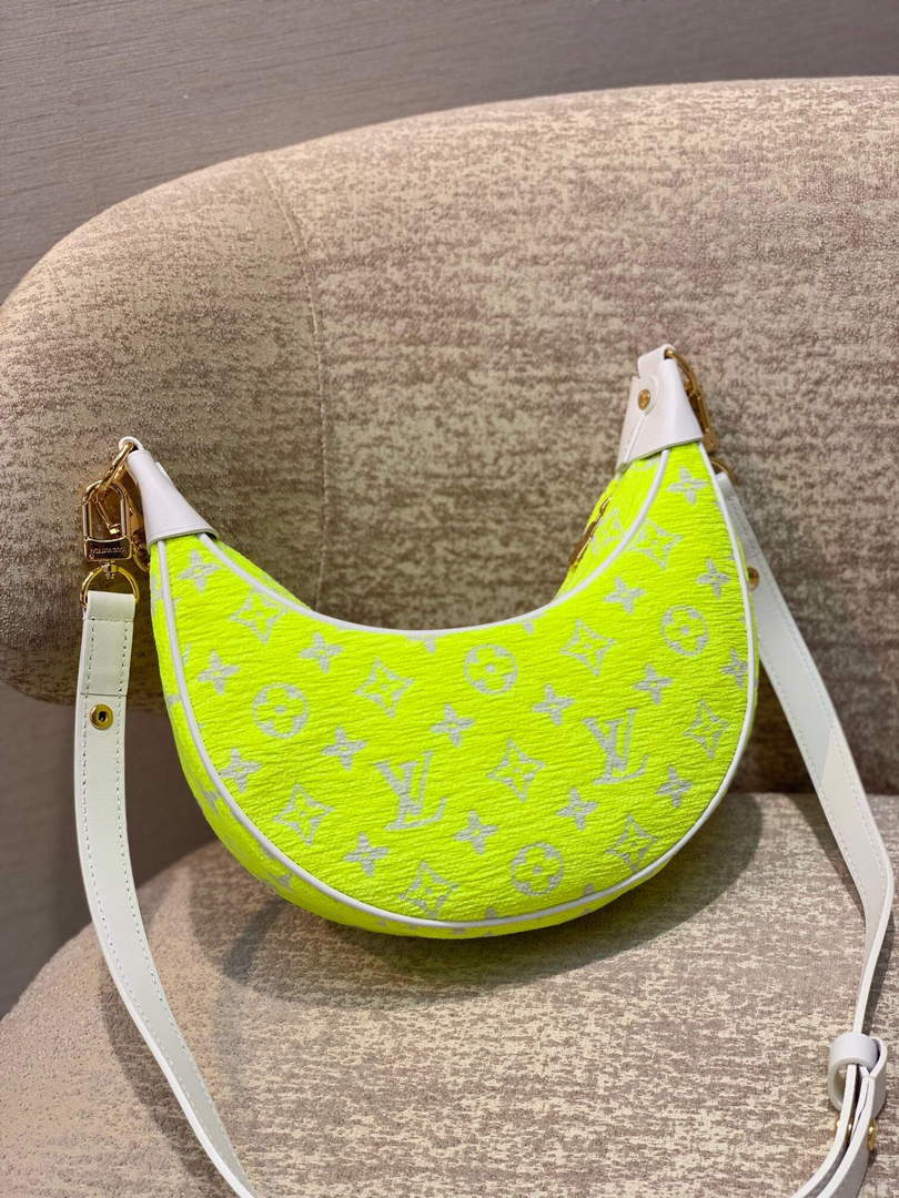 LV M81484 Louis Vuitton Loop half-moon baguette bag Yellow