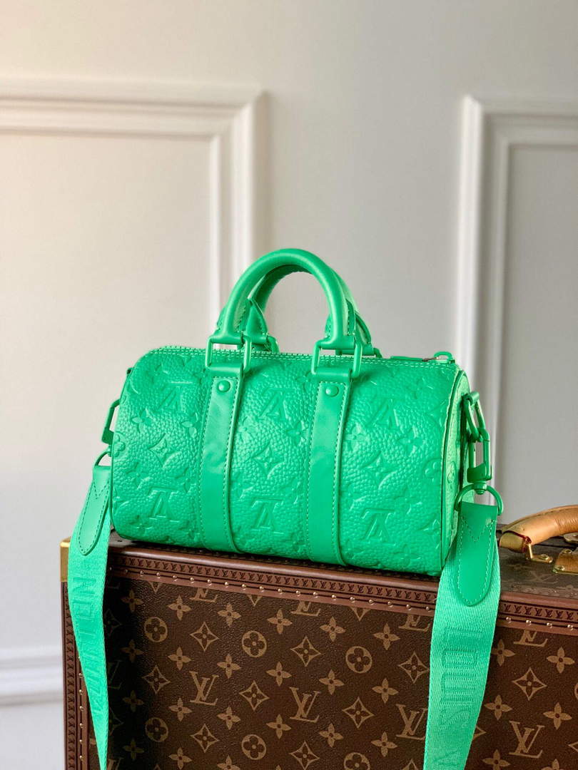 LV M20929 Louis Vuitton Keepall Bandouliere 25 Bag Minty Green