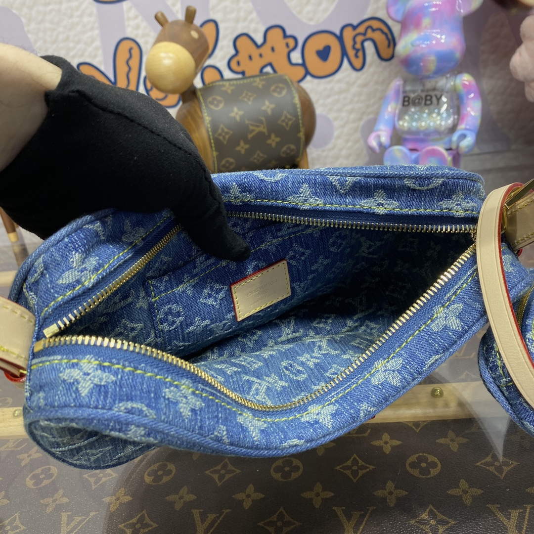 LV M46856 Louis Vuitton Croissant MM Handbag Monogram Denim