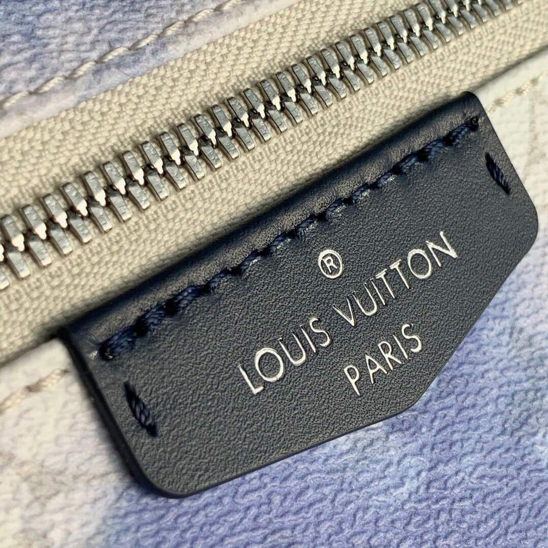 LV M45760 Louis Vuitton Discovery Backpack White Blue