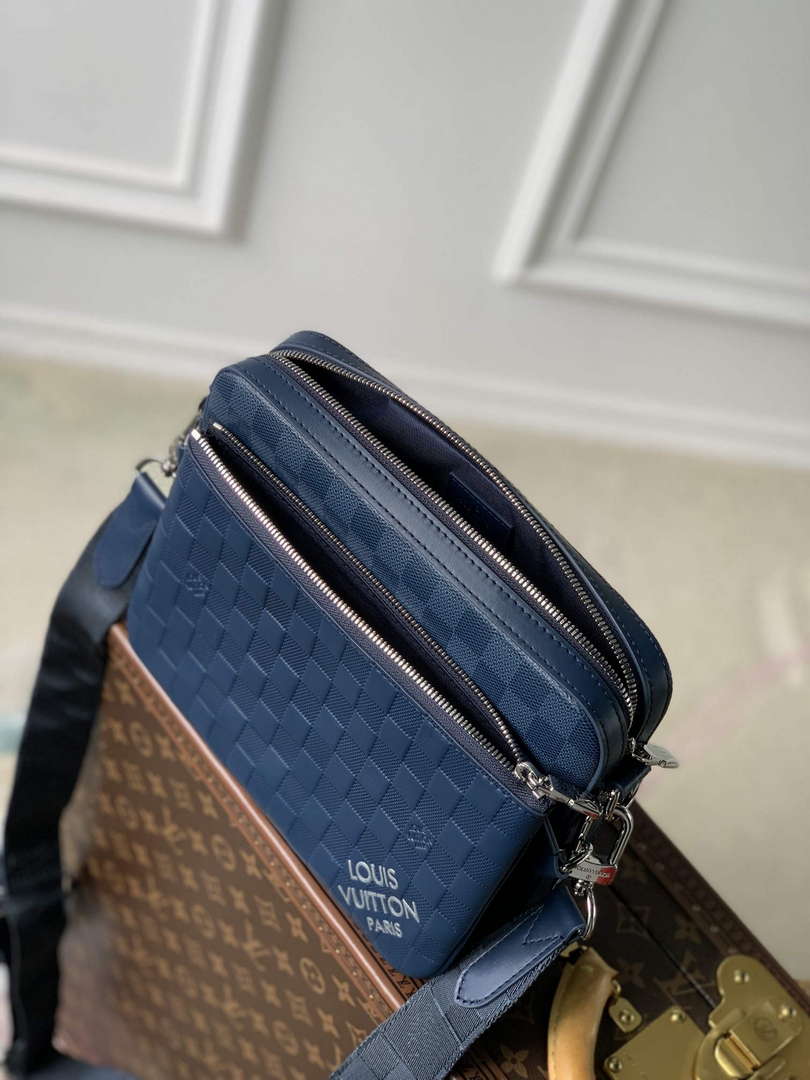 LV N40438 Louis Vuitton Trio Messenger Bag Blue