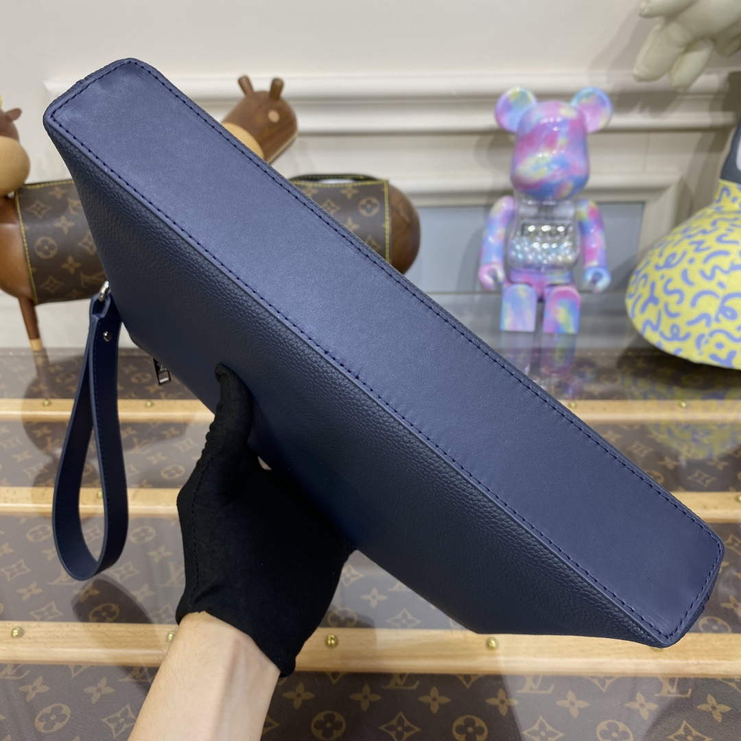 LV M69837 Louis Vuitton Takeoff Pouch Bag Blue