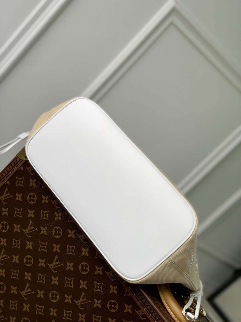LV M22839 Louis Vuitton Neverfull MM Tote Bag White